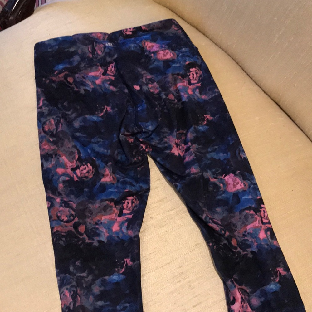 Lululemon full on luon wunder under 7/8 length low rise EUC